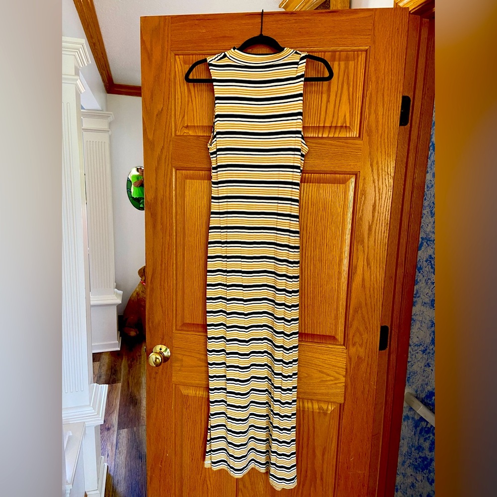 NWOT Summer slip on dress with mock turtleneck.